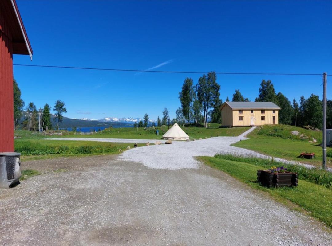 Villmarksgård camping Hotell Hattfjelldal Exteriör bild